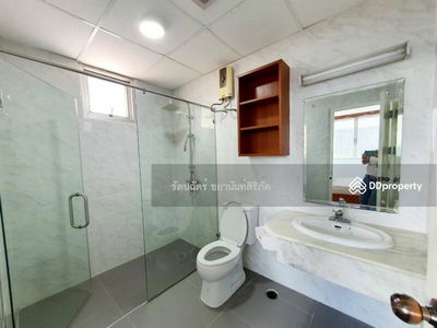 Monterey Place, Bangkok, Thailand Monterey Place, Bangkok, Thailand