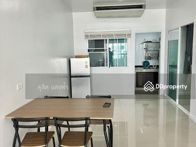 New townhome for rent, corner unit, J.City University, next to Assumption College Sriracha fence, ready to move in, Chon Buri, Thailand New townhome for rent, corner unit, J.City University, next to Assumption College Sriracha fence, ready to move in, Chon Buri, Thailand