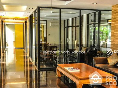 S.S. Surindra Mansion, Bangkok, Thailand S.S. Surindra Mansion, Bangkok, Thailand