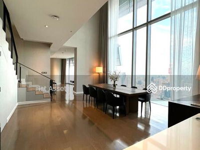 Magnolias Ratchadamri Boulevard, Bangkok, Thailand Magnolias Ratchadamri Boulevard, Bangkok, Thailand