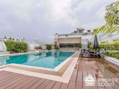 Le Nice Ekamai, Bangkok, Thailand Le Nice Ekamai, Bangkok, Thailand