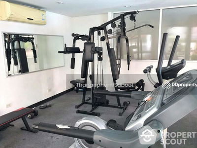 P.W.T. Mansion, Bangkok, Thailand P.W.T. Mansion, Bangkok, Thailand