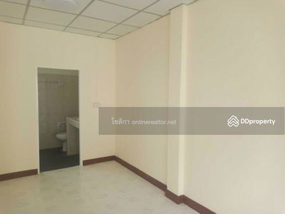 For Rent - Townhouse near Bangna Intersection, Bangkok, Thailand For Rent - Townhouse near Bangna Intersection, Bangkok, Thailand