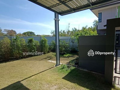 Two-story house, Udon Thani, Thailand Two-story house, Udon Thani, Thailand