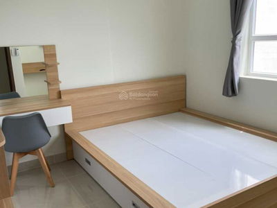 Topaz Elite, Vietnam Topaz Elite, Vietnam