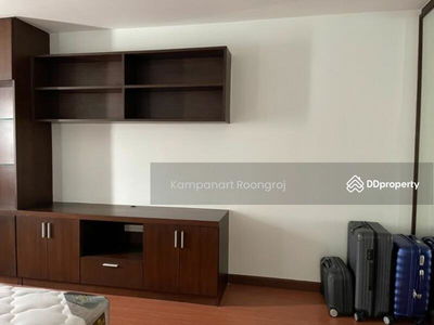 Klang Krung Resort (Ratchada 7), Bangkok, Thailand Klang Krung Resort (Ratchada 7), Bangkok, Thailand