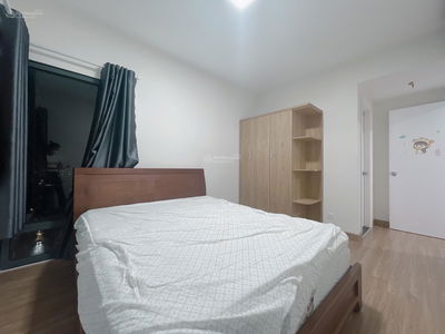 Topaz Twins, Vietnam Topaz Twins, Vietnam