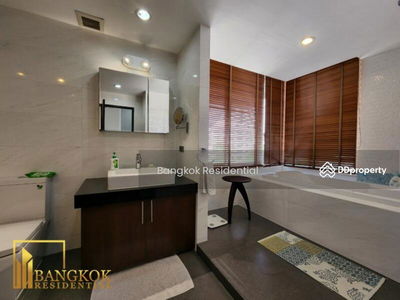 The Peak Sukhumvit 15, Bangkok, Thailand The Peak Sukhumvit 15, Bangkok, Thailand