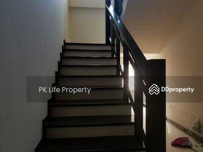 Housing in Wichit, Thailand Housing in Wichit, Thailand