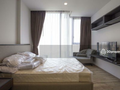 The Line Jatujak-Mochit, Bangkok, Thailand The Line Jatujak-Mochit, Bangkok, Thailand