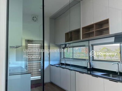 VIVE Rama 9, Bangkok, Thailand VIVE Rama 9, Bangkok, Thailand