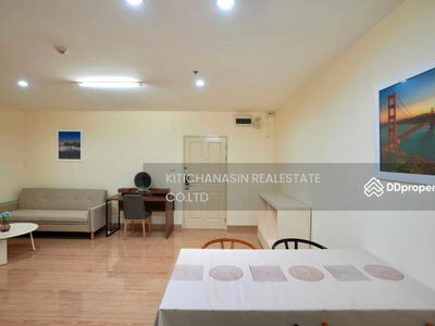 SYM Vibha-Ladprao condominium, Bangkok, Thailand SYM Vibha-Ladprao condominium, Bangkok, Thailand