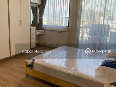 Supalai Place Sukhumvit 39, Bangkok, Thailand Supalai Place Sukhumvit 39, Bangkok, Thailand