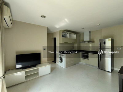 The Crest Sukhumvit 24, Bangkok, Thailand The Crest Sukhumvit 24, Bangkok, Thailand