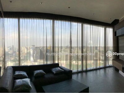 Magnolias Ratchadamri Boulevard, Bangkok, Thailand Magnolias Ratchadamri Boulevard, Bangkok, Thailand