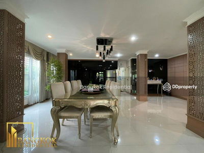 Detached House, Bangkok, Thailand Detached House, Bangkok, Thailand