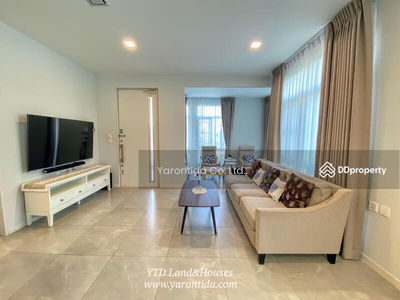 Mantana Bangna-Wongwaen, Bangkok, Thailand Mantana Bangna-Wongwaen, Bangkok, Thailand