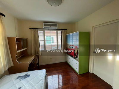 Nanthawan Pracha Chuen, Nonthaburi, Thailand Nanthawan Pracha Chuen, Nonthaburi, Thailand