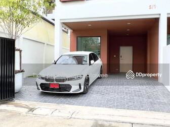 Home office Ekkamai-Ramintra, Bangkok, Thailand Home office Ekkamai-Ramintra, Bangkok, Thailand