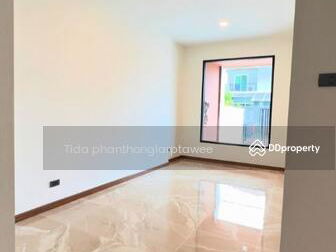 Home office Ekkamai-Ramintra, Bangkok, Thailand Home office Ekkamai-Ramintra, Bangkok, Thailand