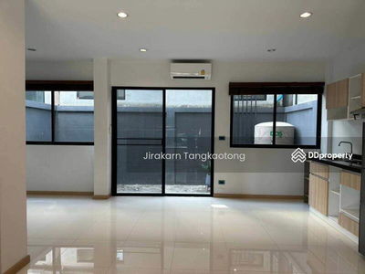 Haus Clover Ratchaphruek - Chaengwattana, can have an office, Nonthaburi, Thailand Haus Clover Ratchaphruek - Chaengwattana, can have an office, Nonthaburi, Thailand