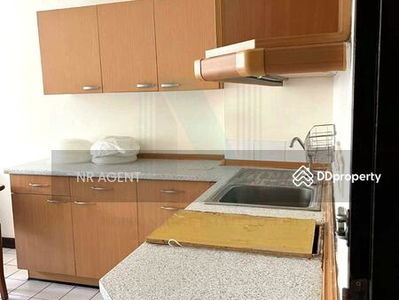 Baan Prachaniwet condominium, Bangkok, Thailand Baan Prachaniwet condominium, Bangkok, Thailand