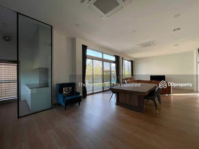 VIVE Bangna KM.7, Samut Prakan, Thailand VIVE Bangna KM.7, Samut Prakan, Thailand