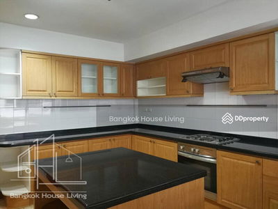 Center Point Residence Phromphong, Bangkok, Thailand Center Point Residence Phromphong, Bangkok, Thailand