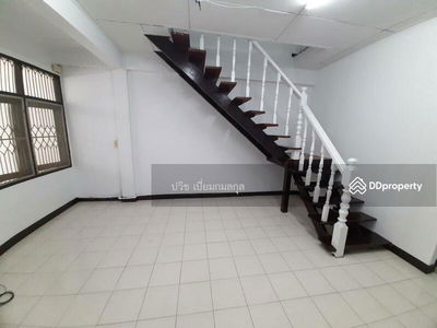 Townhouse for rent Charan 79, Bangkok, Thailand Townhouse for rent Charan 79, Bangkok, Thailand