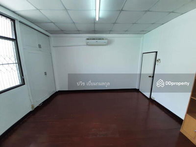 Townhouse for rent Charan 79, Bangkok, Thailand Townhouse for rent Charan 79, Bangkok, Thailand