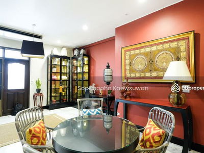 10110, Bangkok, Thailand 10110, Bangkok, Thailand