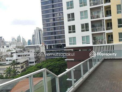 The Complete Rajprarop, Bangkok, Thailand The Complete Rajprarop, Bangkok, Thailand