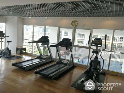 The Complete Rajprarop, Bangkok, Thailand The Complete Rajprarop, Bangkok, Thailand