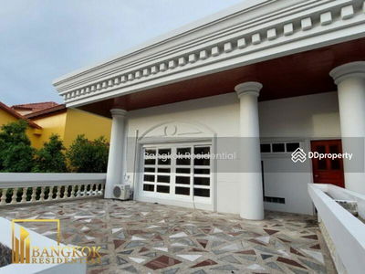 Detached House, Bangkok, Thailand Detached House, Bangkok, Thailand