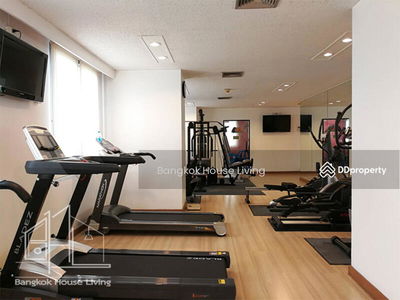 Prasanmitr Place, Bangkok, Thailand Prasanmitr Place, Bangkok, Thailand