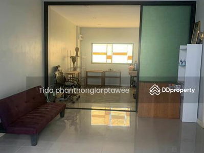 Townhome Nalin Grand Avenue, Bangkok, Thailand Townhome Nalin Grand Avenue, Bangkok, Thailand
