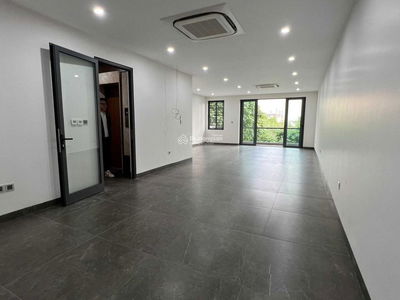 Gehäuse In Ha GJong, Vietnam Gehäuse In Ha GJong, Vietnam