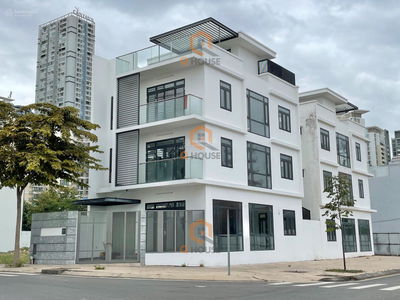 Housing in Nha Be, Vietnam  Housing in Nha Be, Vietnam