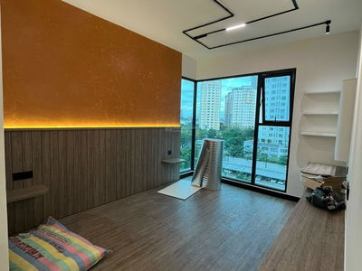 De La Sol, Vietnam De La Sol, Vietnam