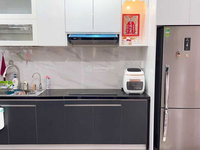 Topaz Elite, Vietnam Topaz Elite, Vietnam