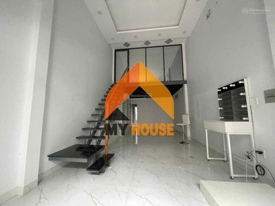 Gehäuse In Nha Be, Vietnam Gehäuse In Nha Be, Vietnam