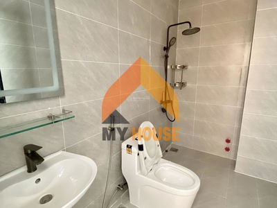 Gehäuse In Nha Be, Vietnam Gehäuse In Nha Be, Vietnam