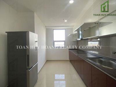 Blooming Tower, Vietnam  Blooming Tower, Vietnam