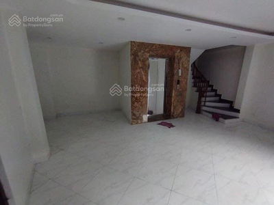 Жилье в Hanoi, Vietnam Жилье в Hanoi, Vietnam