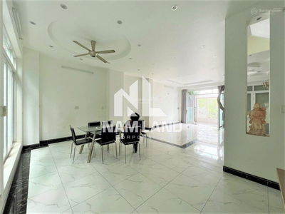 Gehäuse In Nha Be, Vietnam Gehäuse In Nha Be, Vietnam