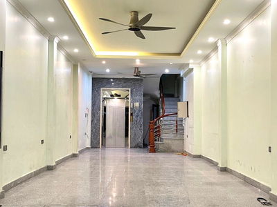 Gehäuse In Ha GJong, Vietnam Gehäuse In Ha GJong, Vietnam