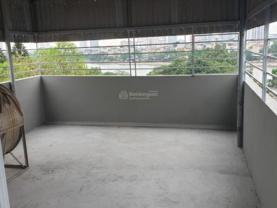 Gehäuse In Hanoi, Vietnam Gehäuse In Hanoi, Vietnam