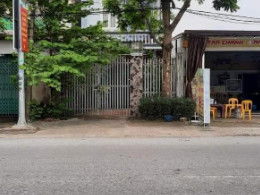 Gehäuse In Ha GJong, Vietnam Gehäuse In Ha GJong, Vietnam