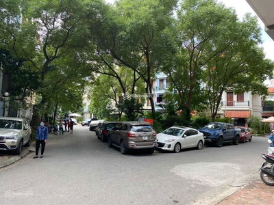 Housing in Hanoi, Vietnam Housing in Hanoi, Vietnam