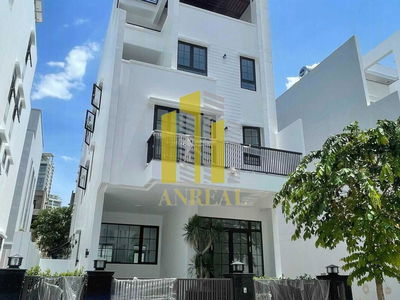 Diamond Island, Vietnam Diamond Island, Vietnam